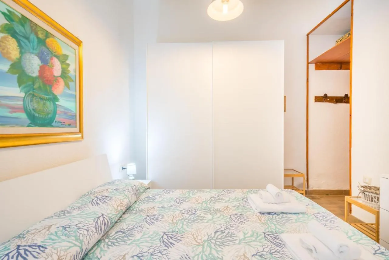 Villa Fenice . Terrazza Vista Mare . Ac Torre delle Stelle 0*,